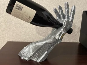 Robot Hand Wine Bottle Holder | Unique Display Stand | Novelty Bar Gift - Picture 1 of 3