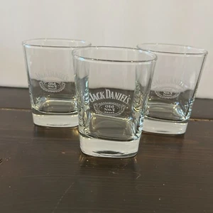 Jack Daniels Whiskey Old No. 7 eckige Steine Gläser 3er Set - Bild 1 von 6