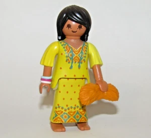 Playmobil Hippie Donna con fieno - C51 - Foto 1 di 4