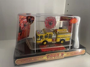 2001 Code 3 Clark County Nevada E-One Cyclone II Pumper 12342 - Picture 1 of 6