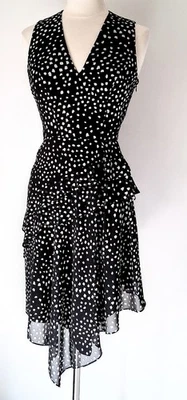 Vestido Anne Klein negro punteado cuello en V talla 6 capas volantes dobladillo asimétrico Foto 1 de 4