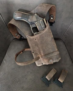 Scoundrel's Holster (RIGHT HAND DRAW) Multi-Blaster Compatible, Cosplay Props - Picture 1 of 12