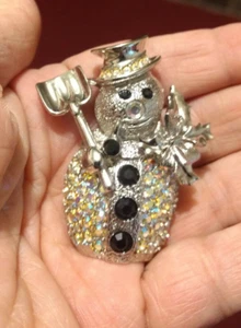 HOBE Silver Christmas Snowman brooch - Picture 1 of 2
