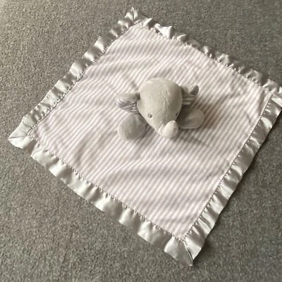 Manta de seguridad satinada a rayas blancas elefante gris bebé Lovey Circo Target felpa Foto 1 de 4