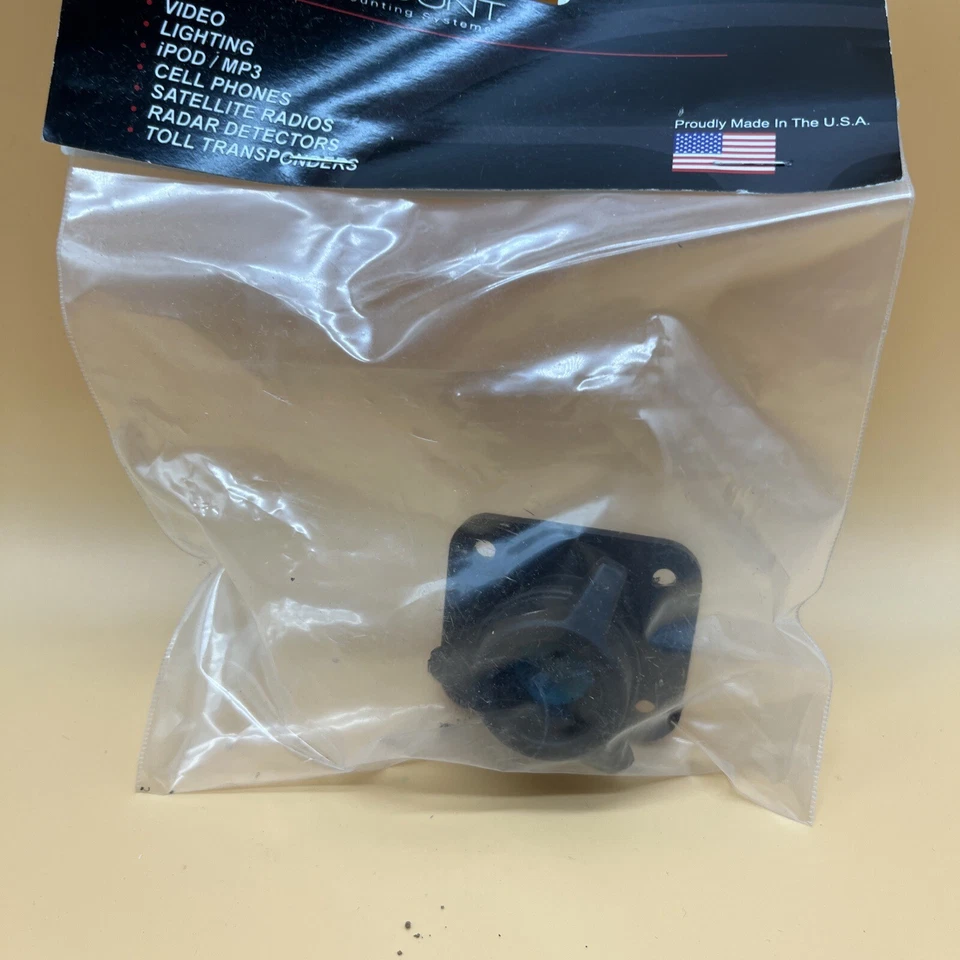 TA@8.38 Techmount 4G Universal Top Plate 4-AMPS - Image 1 of 4