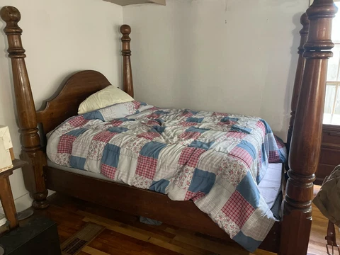 Antique Paul Bunyan Queen Size bed Cover