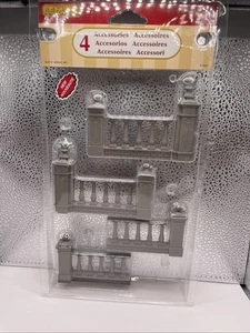 Lemax Plaza Zaun 4er Set #74237 Weihnachtsdorf Zubehör NEU - Bild 1 von 6