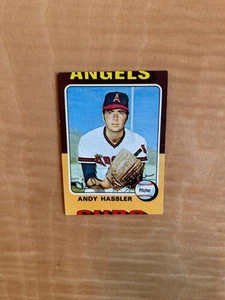Topps Baseball 1975 #261 ¡¡Andy Hassler!! RARO MAL CORTADO!! ¡ENVÍO DE $1!! - Imagen 1 de 2
