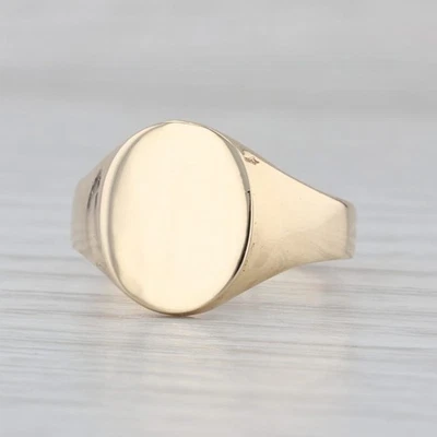 Vintage Engravable Signet Ring 10k Yellow Gold Size 8.25 - Image 1 of 4