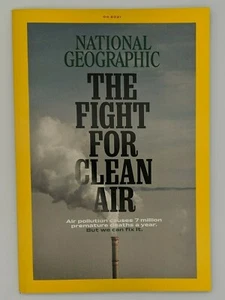 NATIONAL GEOGRAPHIC "THE FIGHT FOR CLEAN AIR" April 2021 - Bild 1 von 1