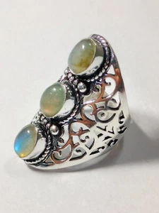 Handmade Three-Stone Beautiful Silver Plated Ring with Natural Labradorite size7 - Picture 1 of 4