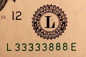 2017 $1 DOLLAR FANCY SERIAL NUMBER BINARY NUMBER " L 33333888 E " XF CONDITION - Picture 1 of 4