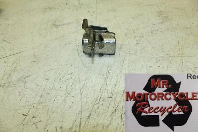 2009 YAMAHA RAIDER 1900 OEM INTERRUPTOR SENSOR DE COLISÃO ÂNGULO DE PONTA SOBRE BANCO A39D - Imagem 1 de 4