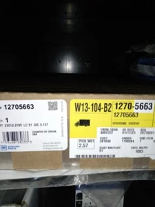 GM 12705663 Rear Engine Cover w/ Main Seal 2014+ L83 L86 L87 L84 Truck Engines - Picture 1 of 4