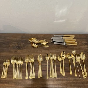 Posate in acciaio inox oro set 8 pezzi 70 pezzi totali Corea - Foto 1 di 12