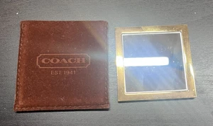 Specchio piccolo Coach con custodia in velluto - Foto 1 di 4