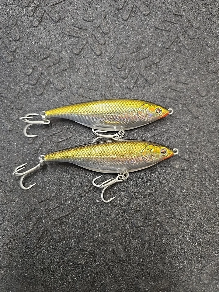 Señuelo de suspensión Twitchbait Sebile Stick Shadd 90 SU 3,5" 1/2 OZ  Foto 1 de 4