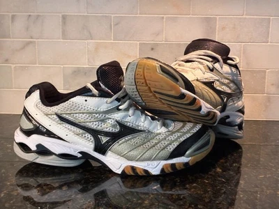 Mizuno Wave Bolt volleyball shoe sz 9.5W - Image 1 of 4