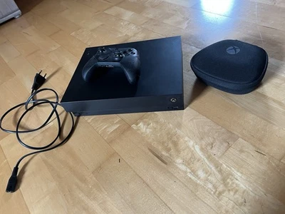 Xbox One x 1TB Konsole mit Elite Series 2 Controller, Schwarz - Bild 1 von 3