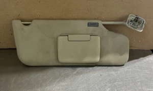✅2011-2014 Ford Edge Passenger Sun Visor Mirror Right Sunvisor Tan #2851 - Picture 1 of 5