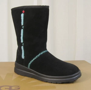 NEW UGG Womens I Heart Kisses Short Suede Boots Black/Pool Tile US 6/37 Winter - Picture 1 of 12