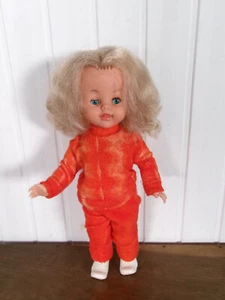 Ancien Vintage Années 70  Poupée Poupon  BELLA 40 cm cheveux blond habits orange - Picture 1 of 6