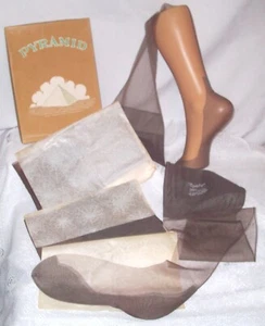 VINTAGE 40S NOS FULL FASHION RHT SHEER FLAT KNIT NYLON STOCKINGS CUBAN HEELS 9.5 - Picture 1 of 11