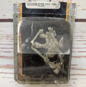 Warhammer 40K #8006B Space Wolf Iron Priest New Sealed Damaged Packaging - Picture 1 of 3