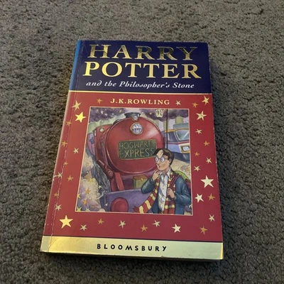 Harry Potter and The Philosopher's Stone - 2001 Edition, First Print JK Rowling - Image 1 of 4
