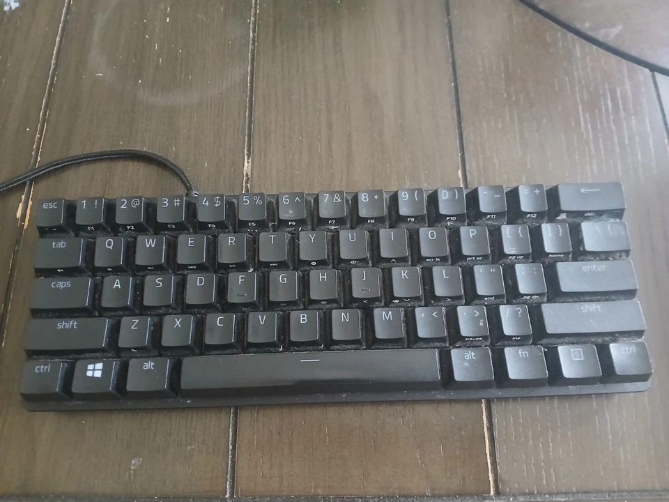 Razer Huntsman Mini 60 TKL Gaming Keyboard - Black (RZ03-03390500-R3U1) - Image 1 of 1