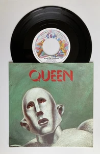 Queen – We Are The Champions B/W We Will Rock You (Vinyl 7" - DE 1977) - Imagen 1 de 2