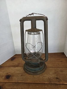 Antique Paull's Leader No 0 Outside Lift Barn Lantern Rusty Dirty Cap Missing - Picture 1 of 24