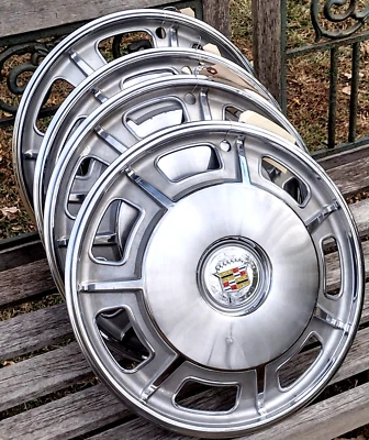 * 4 件套 * 1967 - 1978 凯迪拉克埃尔多拉多车轮盖轮毂盖 - 形状很好! — 第 1/4 张图片