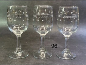 (3) Vintage Anchor Hocking Hawthorne 6.5 oz. Wine Glasses. country accents. - Picture 1 of 5