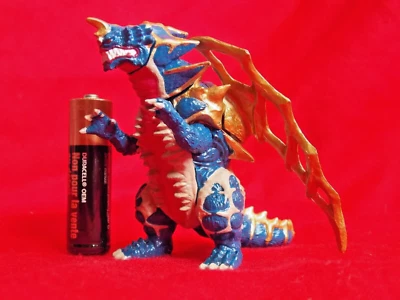 ULTRAMAN KAIJU 1999 BANDAI King of Mons GASHAPON MINI FIGURE 3" GODZILLA 🚚 UK - image 1 of 4