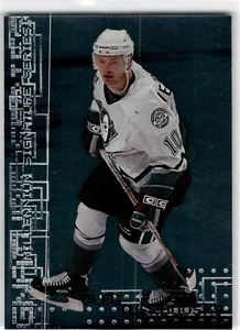 1999-00 Be a Player Millennium Signature Series #3 Oleg Tverdovsky - Picture 1 of 2