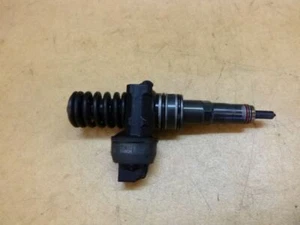 Inyector boquilla bomba 038130073BQ SEAT LEON (1P1) 2.0 TDI - Imagen 1 de 6