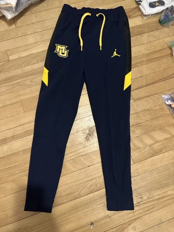 Nike  Marquette Golden Eagles Jordan  TEAM ISSUED  SWEAT Pants Men’s Joggers  S Cover