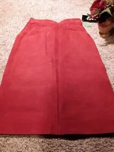 AVANTI Red Suede Women's Skirt: Size Junior 3- NEW - Picture 1 of 6