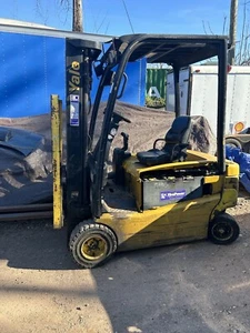 2010 Yale ERP040 4000 LB Capacity Forklift - Picture 1 of 5