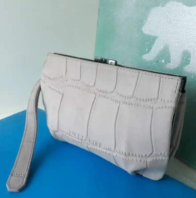 Liebeskind Berlin ~ Bolso Muñequera Cuero/Gamuza Beige? Bolso de mano ~ 7" x 5" ~ Bonito Foto 1 de 4