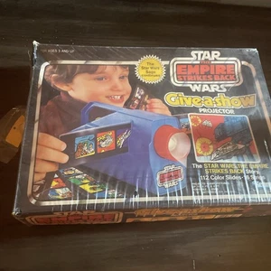 VTG 70s Kenner Star Wars ESB Give A Show Movie Projector Color Slides MIB Sealed - Picture 1 of 16