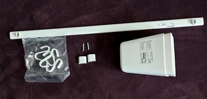 Ikea Summersta Reling mit 4 Haken und 2 Behältern weiß NEU - Bild 1 von 10