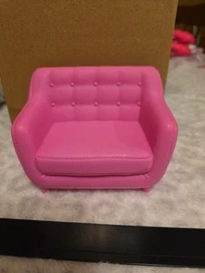 Barbie Rosa Traumhaus Puppenhaus Loveseat Couch Sofa Möbel KOSTENLOSER VERSAND - Bild 1 von 8
