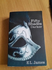 Fifty Shades Darker - Picture 1 of 3