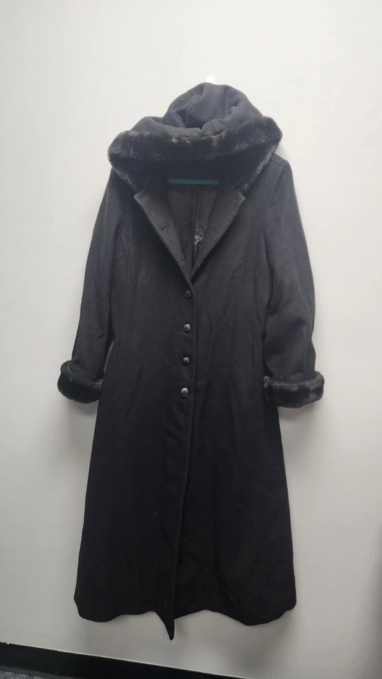DONNYBROOK WOOL COAT FUR TRIM With HOOD - Image 1 of 4