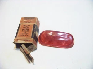 Vintage 1940 Chevrolet Glass Tail Light lens Stimsonite Left 5930213 - Picture 1 of 1