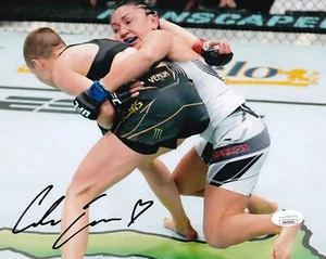 Carla Esparza signiertes UFC 8×10 Foto mit Echtheitszertifikat - Bild 1 von 1