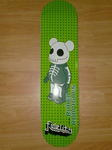 vintage skateboard deck fidelity 2006 bearbrick rodriguez nos new 8 oldschool - Bild 1 von 4