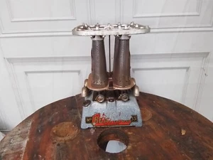 Vintage Beatrice Paraffin Stove No 33 Double Burner - Picture 1 of 17